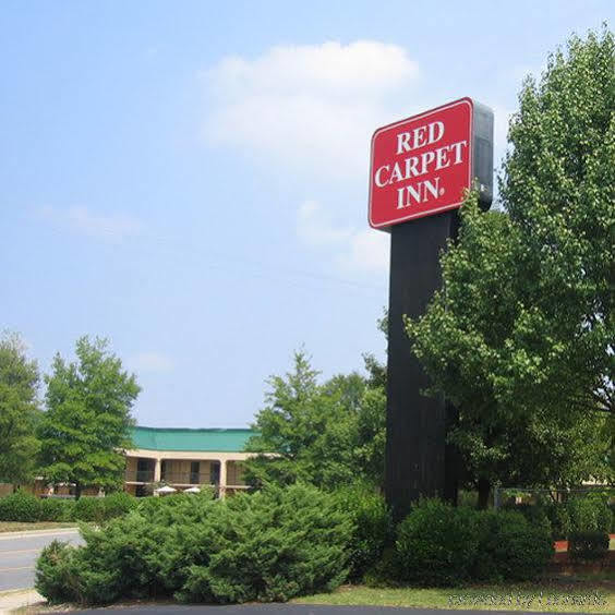 Red Carpet Inn Greensboro Exterior photo